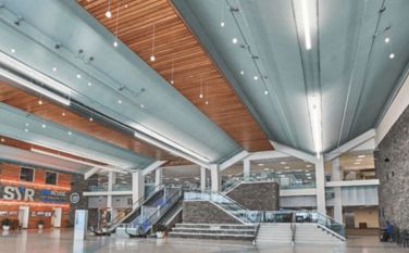 ʻO ke kukui ʻo Airport Terminal: Ke kaulike ʻana i nā mea nani a me nā hana